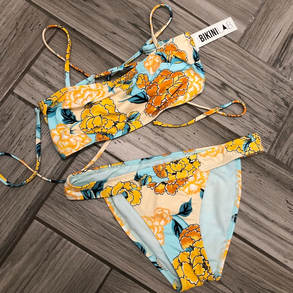 Bikini lab ✨ NWT SOLD AS SET